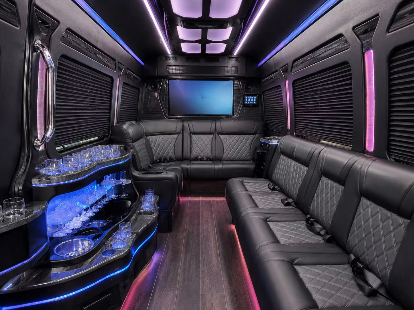 charterbusportstlucie com makes it possible to lock in prom transportation early before availability disappears